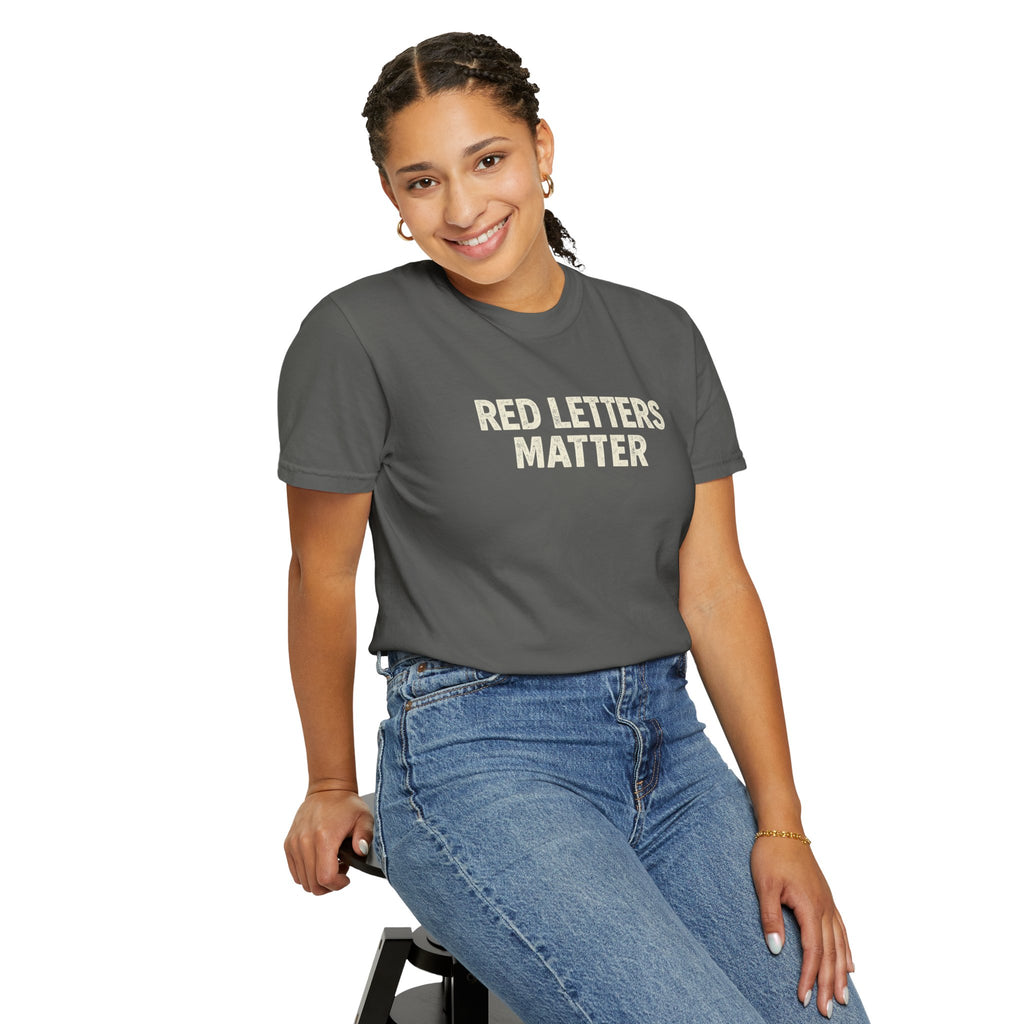 Unisex - Red Letters Matter T‑Shirt — Matthew 22:39 Christian Faith - Comfort Colors Tee